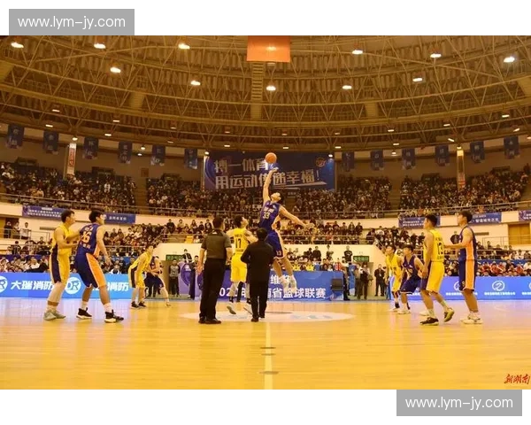 体育摄影师镜头下捕捉瞬间激情与运动员拼搏的精彩瞬间揭秘